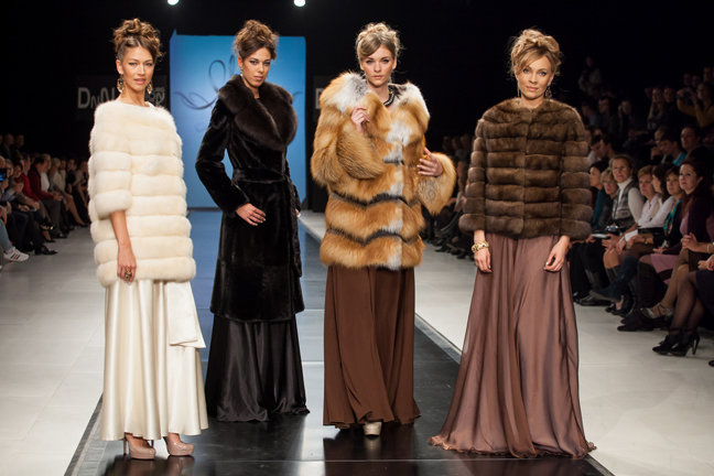 Показ меховой одежды дизайнера Марины Морозовой на неделе моды DnN FW 2013/14